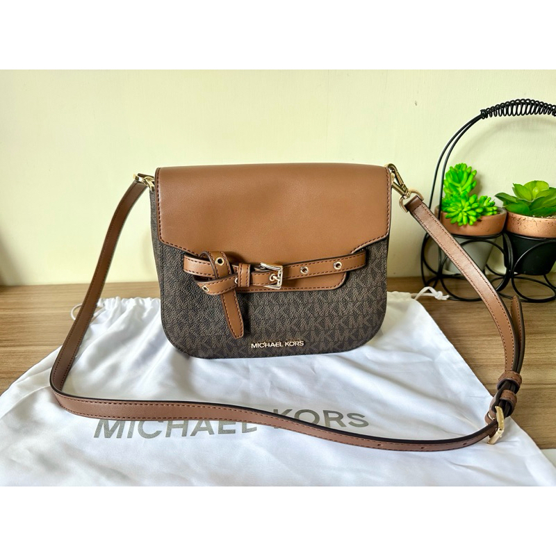 MK Emilia Crossbody (signature brown) - PRELOVED