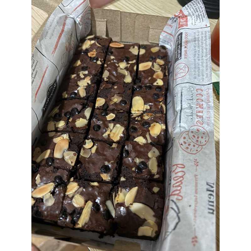 

Fudgy Brownie 22x10