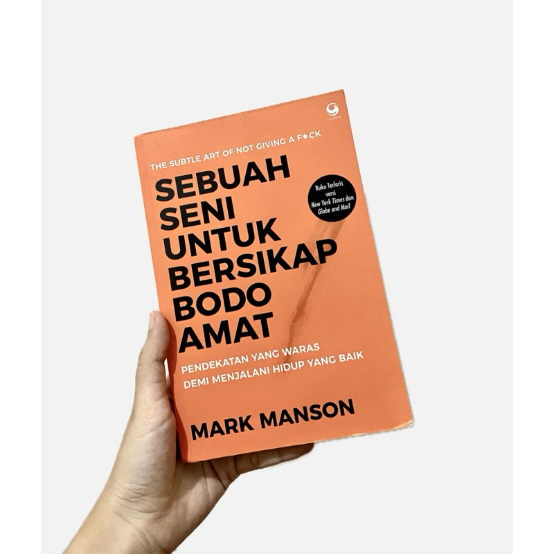 

sebuah seni untuk bersikap bodo amat by mark manson