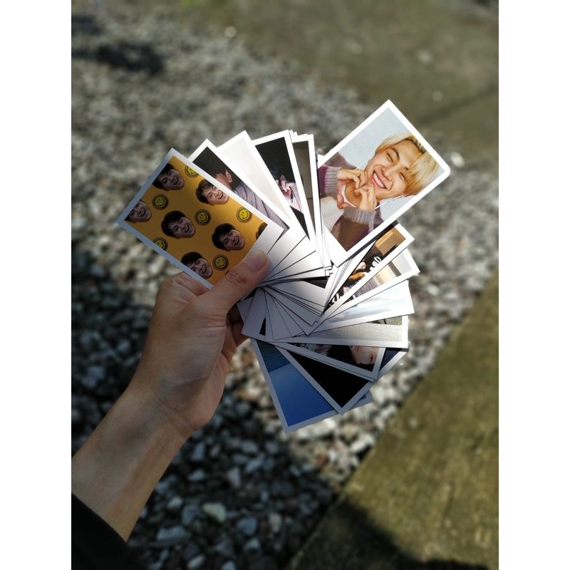 

Cetak foto polaroid CUSTOM ukuran 6x9 cm (1 pack = 25 foto)