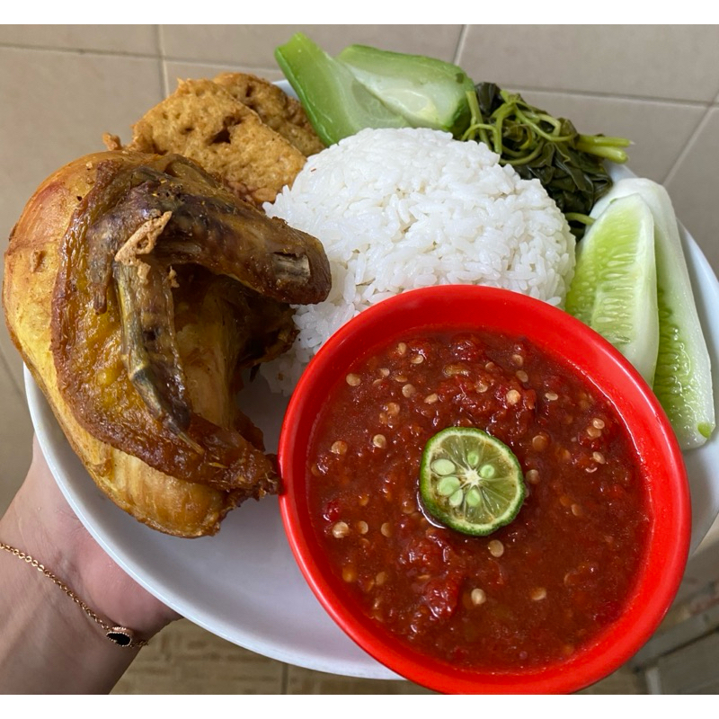 

nasi tempong/nasi tempong jakarta