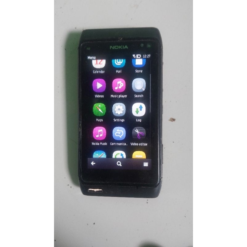 Nokia N8 bahan murah