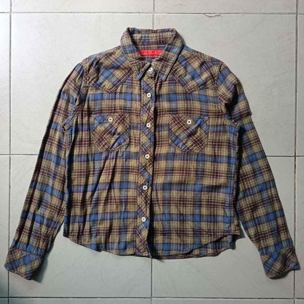 Kemeja Flanel Edwin Olive Wanita Second Original