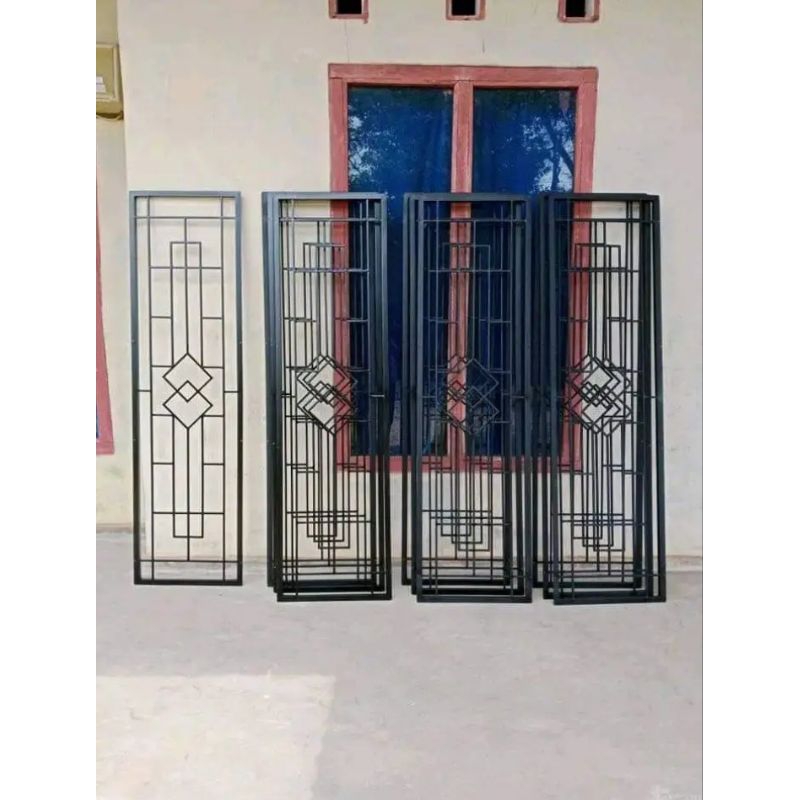 TERALIS JENDELA BESI SIKU NAKO KOTAK