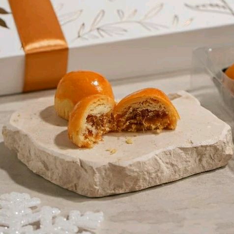 

Kue Nastar Premium Wysman Isi 16 - Kamayangan Bakery