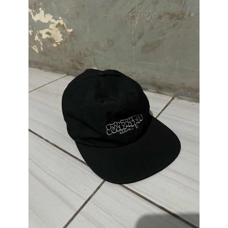 Caps 6Flanel Jakarta Kikuk