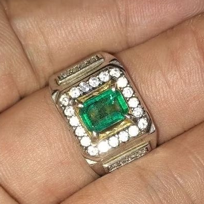 Batu Cincin Natural Emerald beryl Columbia