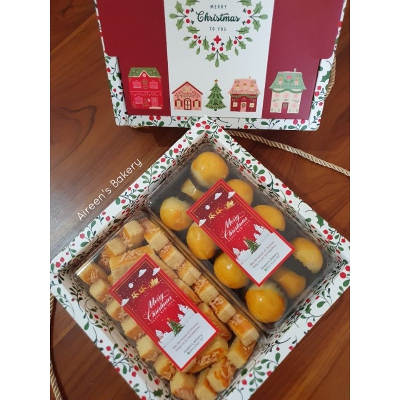 

Paket Cookies premium Nastar dan Kastangel edisi Christmas