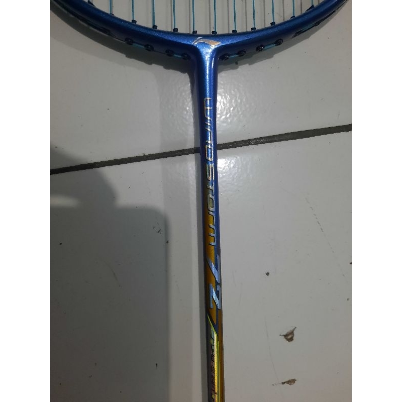 Raket Li-Ning Windstrom 72