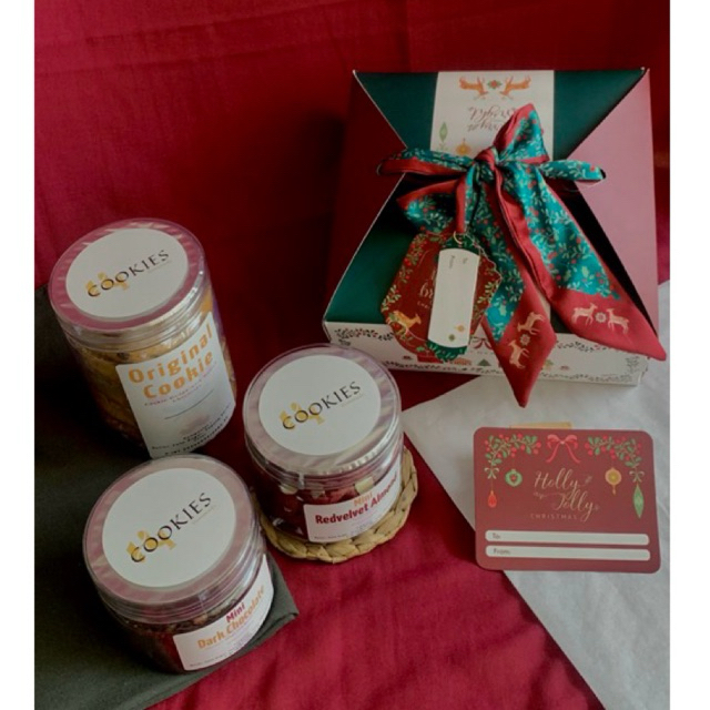 

Christmas Hampers by hycookies