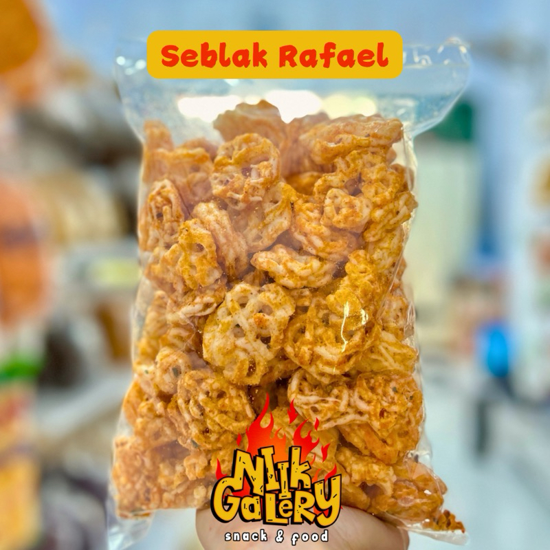 

Kerupuk seblak rafael 1kg