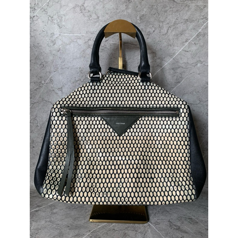 ON SALE / FREE ITEM Rouge LOunge top handle bag