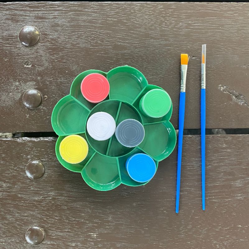 

Color kit (Paket Lengkap Cat Lukis dengan kuas dan pallet)