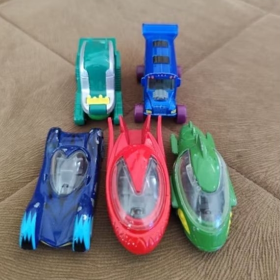 PRELOVED Paket Mainan Mobil PJ Mask Original diecast