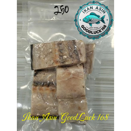 

Ikan Asin Jambal Roti Ikan Tenggiri Premium (Sudah Dipotong Kotak)