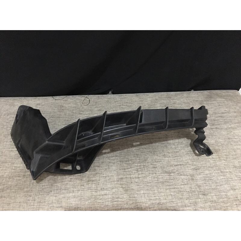 Breket bemper Suzuki Karimun Estilo kiri