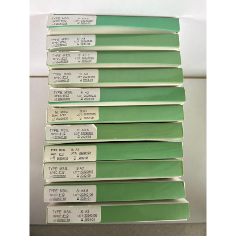 1Baris / 1Papan Gigi Palsu Geraham/ Posterior Muldent