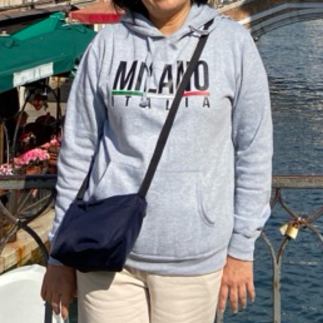 PRELOVED JAKET HOODIE WANITA UNTUK WINTER ADA FUR / BULU THERMAL DI BAGIAN DALAM MUSIM DINGIN