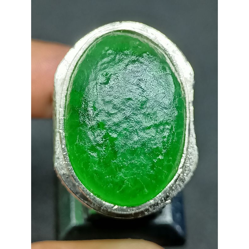 Cincin Batu Meteor Hijau Zambrud Keristal