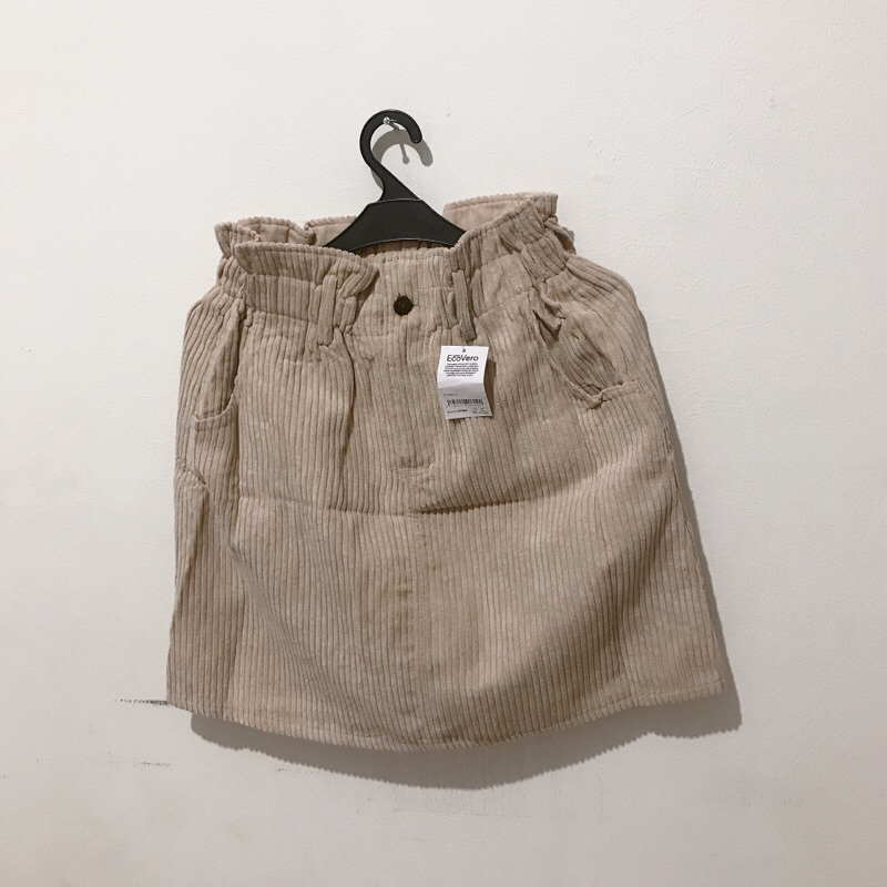 preloved rok uniqlo celana wanita