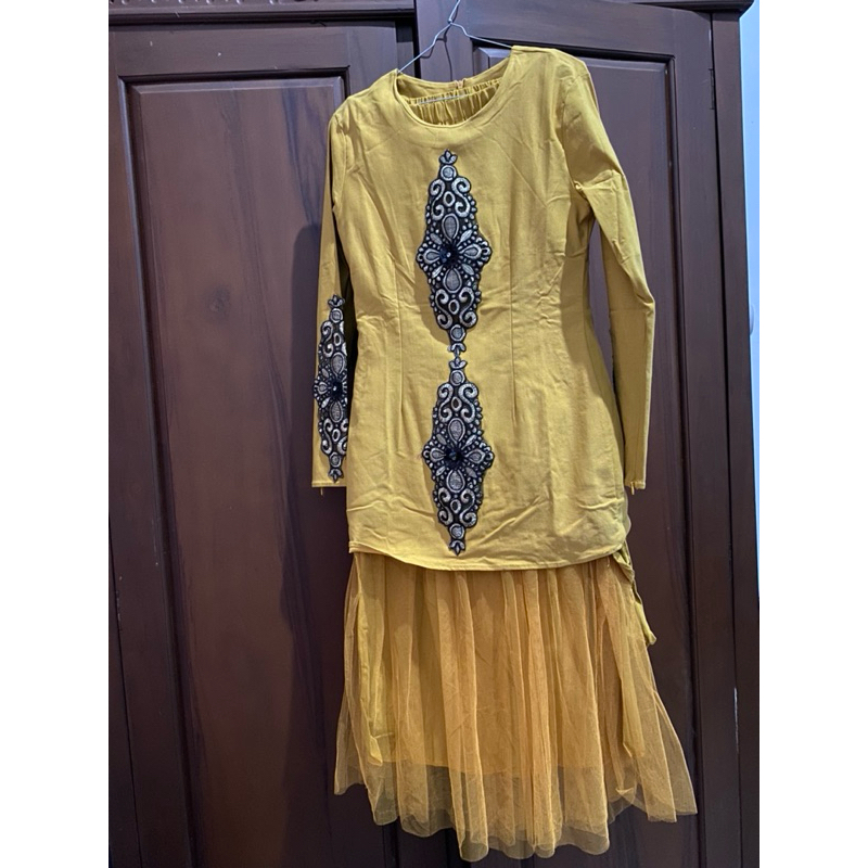 baju kurung preloved