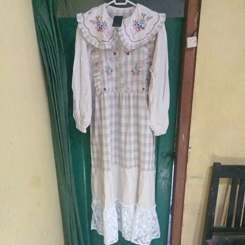 dress bulkud mei jie wang