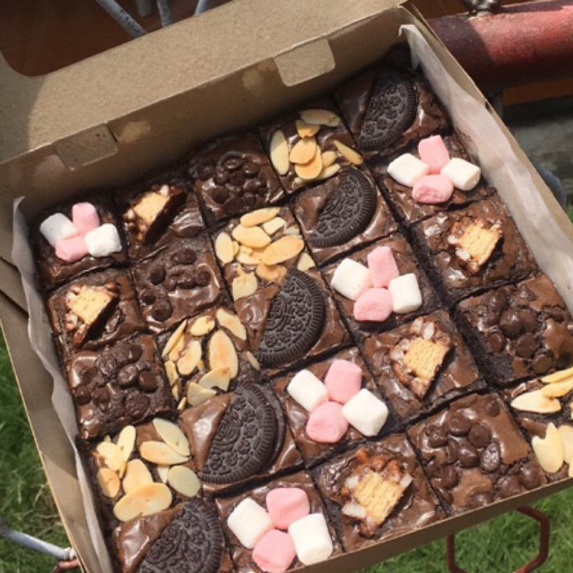 

Fudgy Brownies 20x20 cm