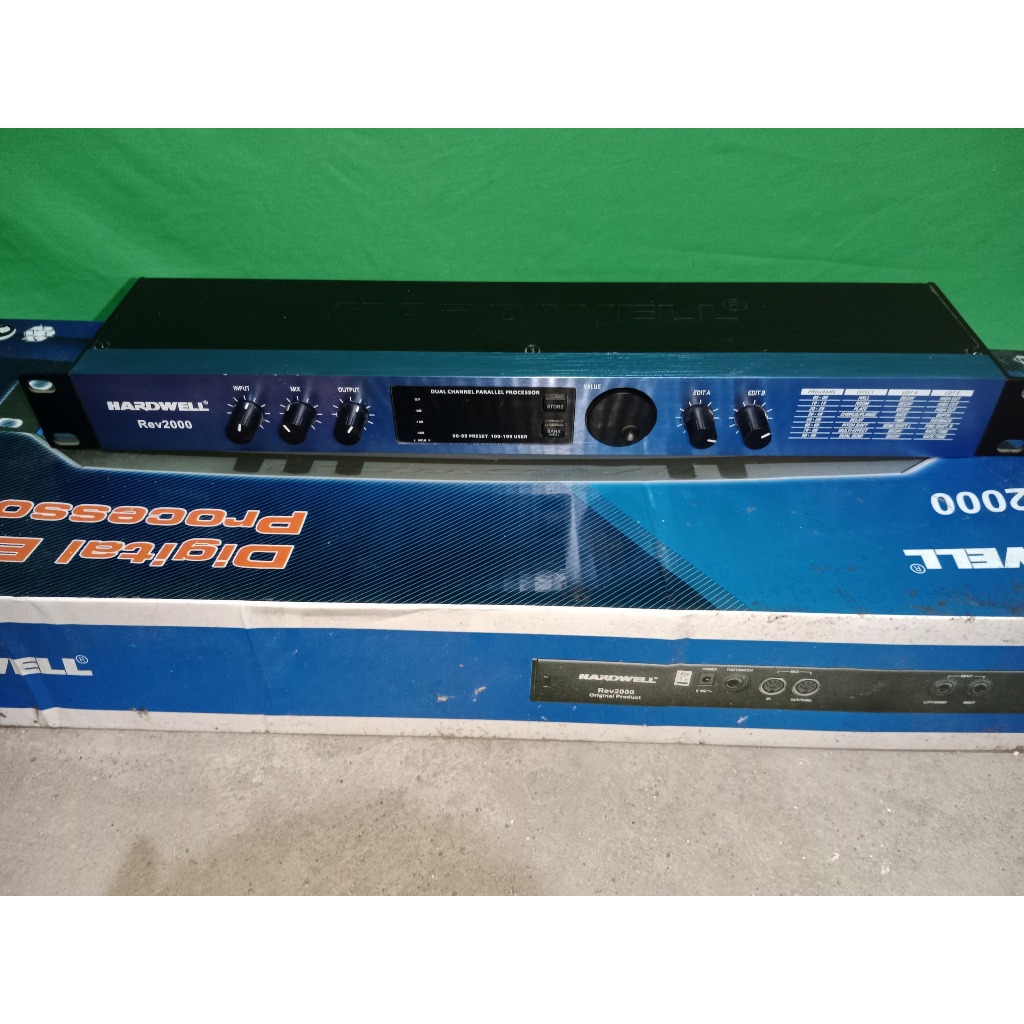 efek vokal Hardwell Rev2000 Original