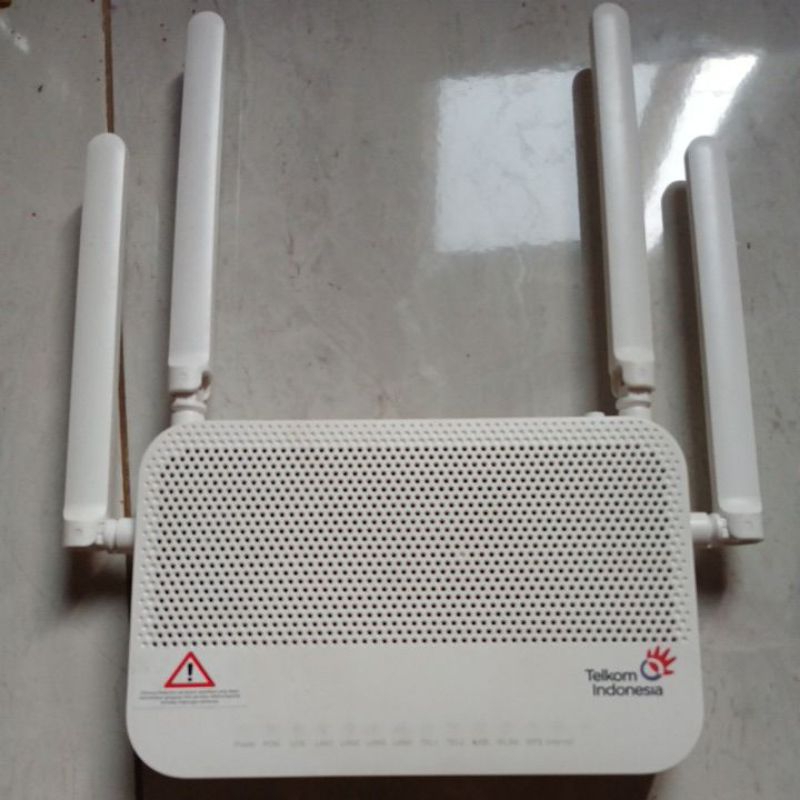 Huawei HG8245W5 (ONT Retail Premium Port biru)