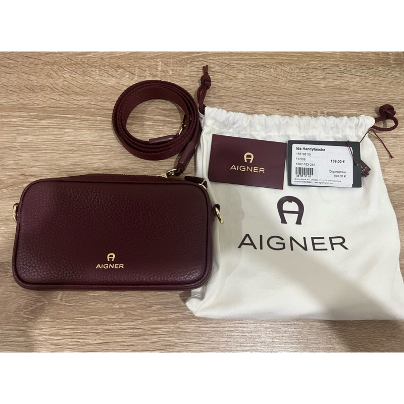 Preloved tas Selempang Aigner VVGC