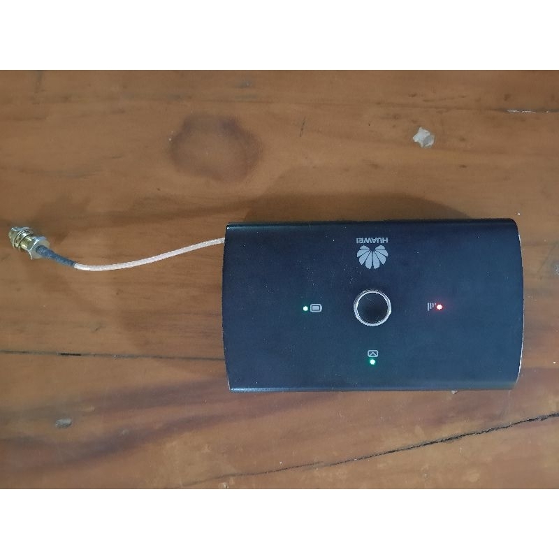 MIFI modem huawei e5673 ( custom pakai e5573 ). Original huawei