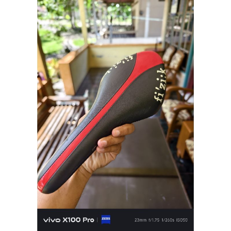Saddle Fizik dan Seatpost Pro Vibe 7s