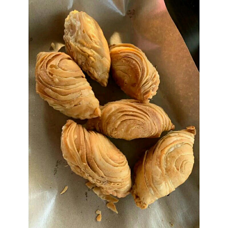 

Karipap pastel / curry puff Malay isi 5