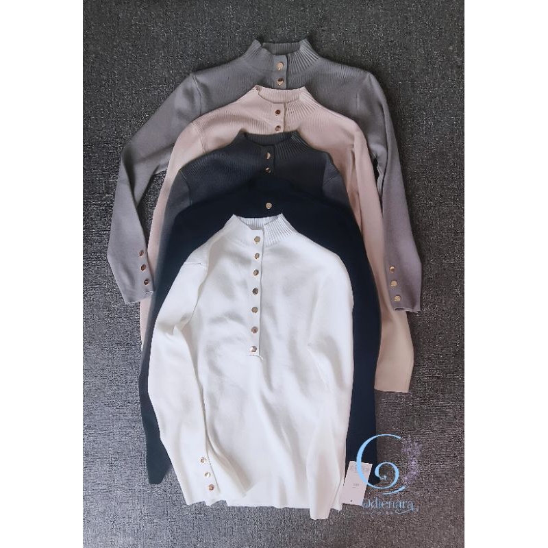 Atasan Wanita Rajut Halus Import  Inara Button