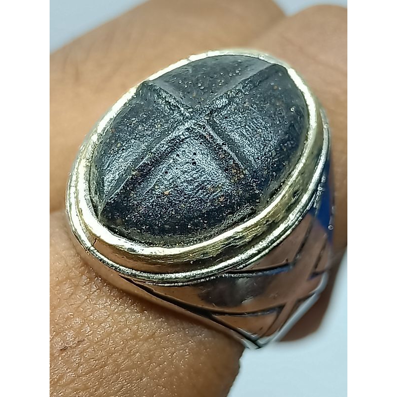 Cincin Batu Badar Besi Tapak Jalak Timbul , Nempel Magnet