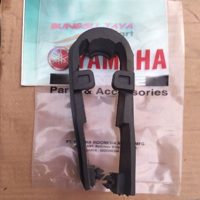 KARET BANTALAN RANTAI KARET TAHANAN RANTAI YAMAHA MX KING OLD ORI lostpack
