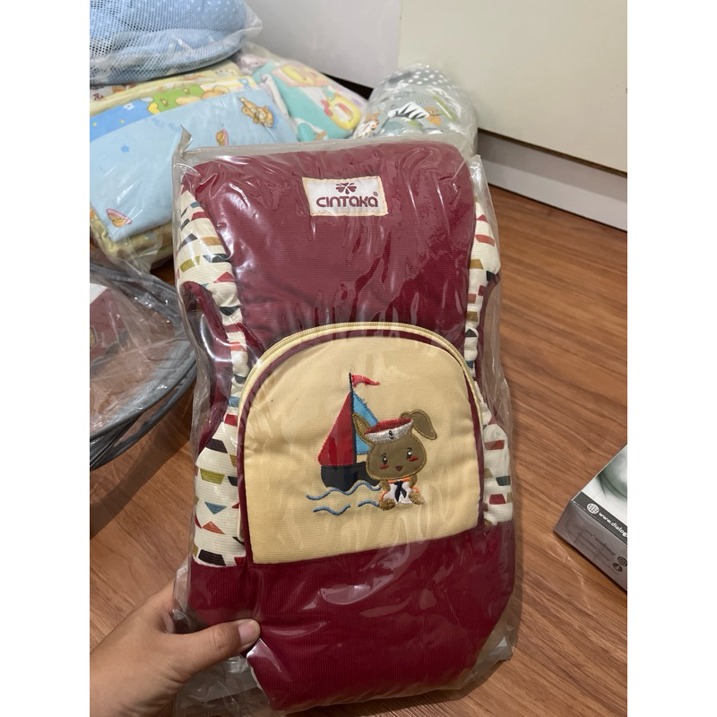 gendongan bayi cintaka