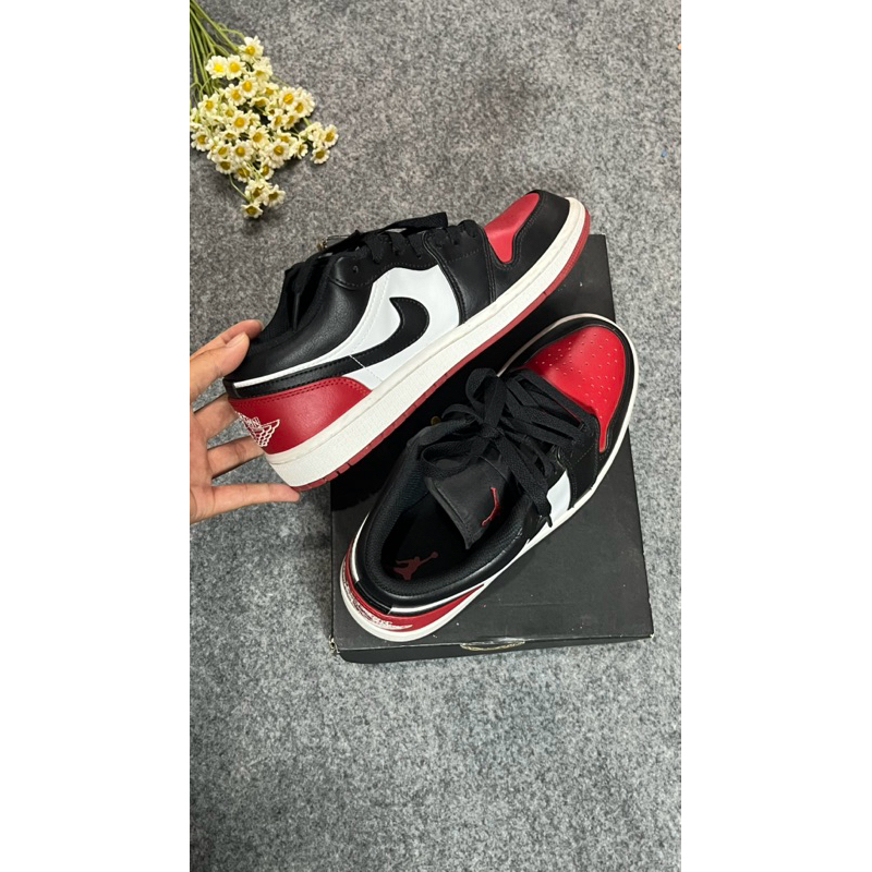 air jordan 1 low bred toe