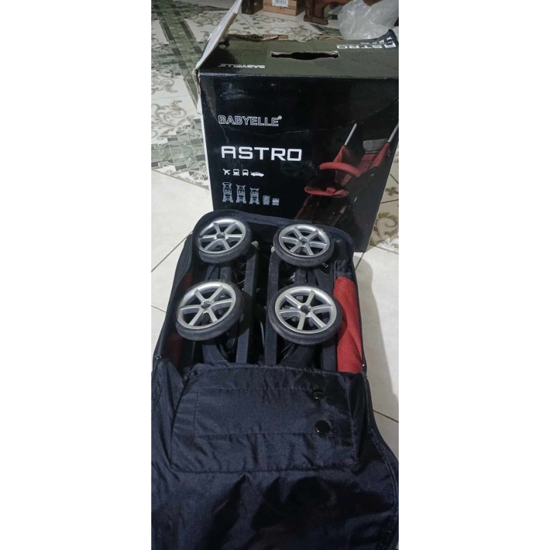 Stroller Baby Elle Astro Preloved