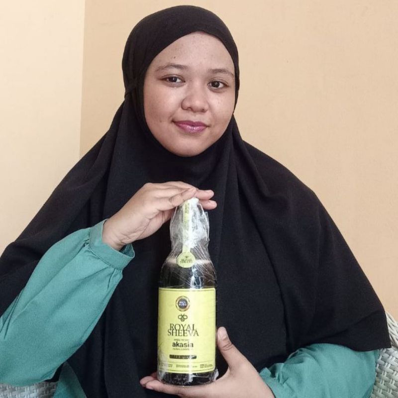 

Madu Murni Royal Sheeva Madu Hutan Akasia Sumatra 700 gr Halal MUI