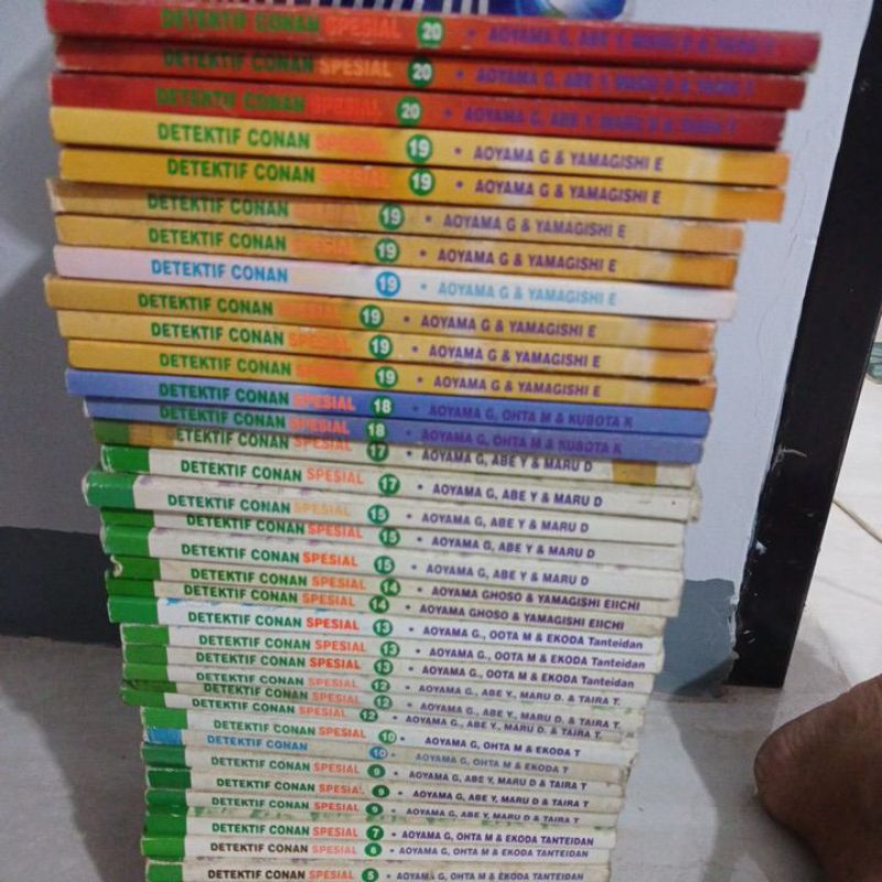 KOMIK CONAN SPESIAL
