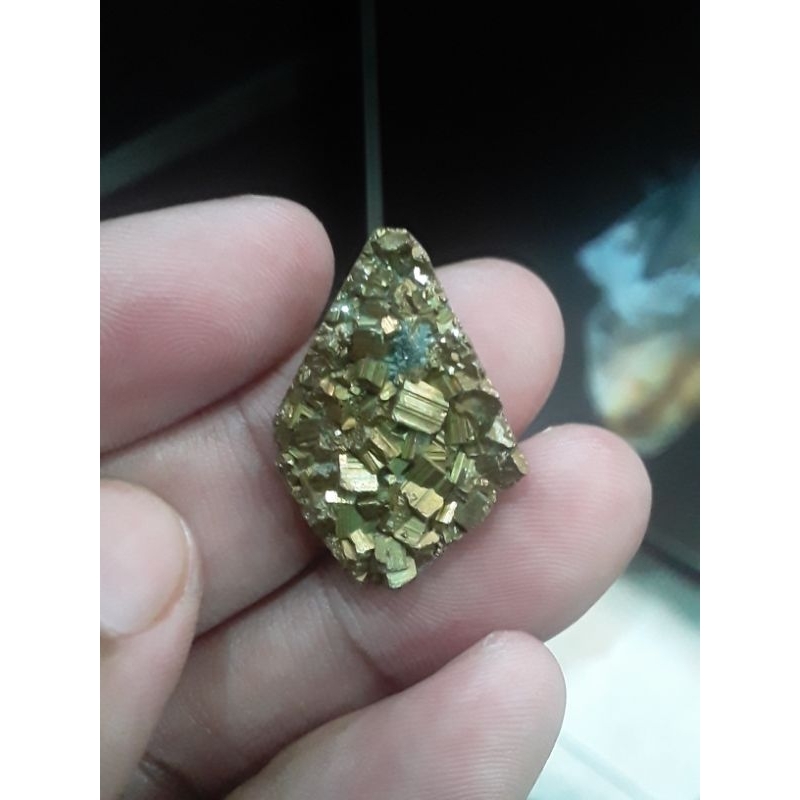 batu liontin akik pirit