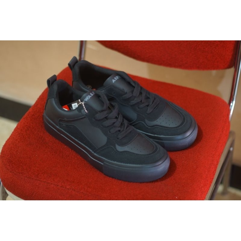 BIG SALE SEPATU SNEAKERS CASUAL AIRWALK BARIA BLACK