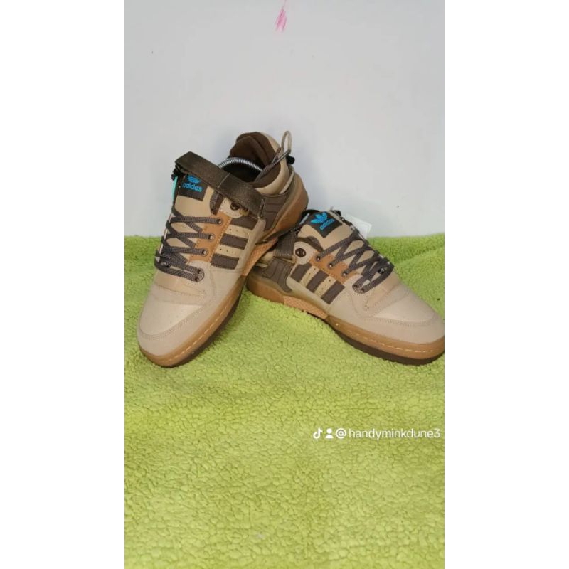 sepatu Adidas forum low x Bad Bunny size 43