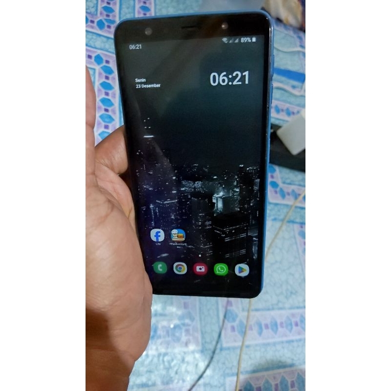 SAMSUNG A7 2018 , HP bekas / second murah siap pakai. smart buyer baca deskripsi 