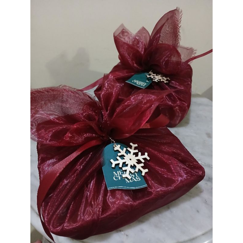 Hampers frozen dimsum party pax size hampers box 20cm
