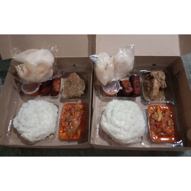 

Nasi sayur krecek