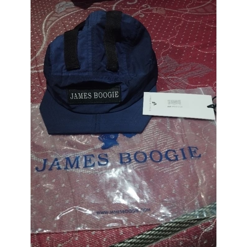 James Boogie Topi Biru