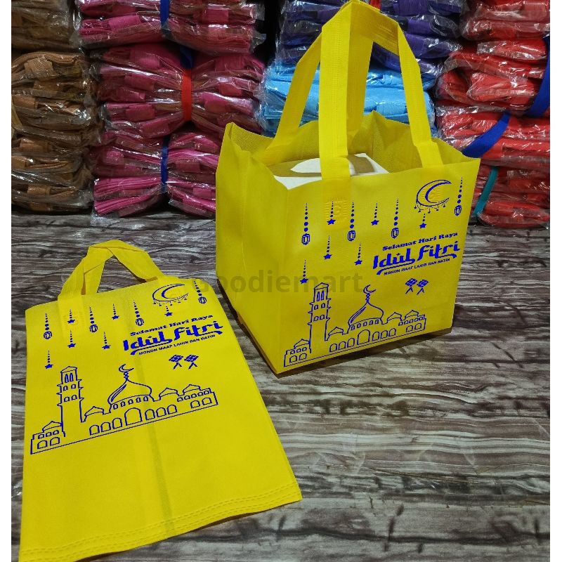 

(Isi 12 PCS) Edisi Lebaran 20x20 Sablon 1 sisi Tas nasi kotak Tas hajatan box Dus Preso