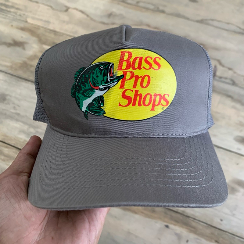 Bass pro shop trucker